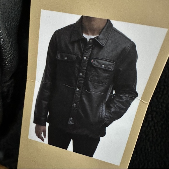LEVIS Faux Leather Sherpa Lined Black Snap Zip Trucker Jacket NWT Mens Sz M - Picture 4 of 12